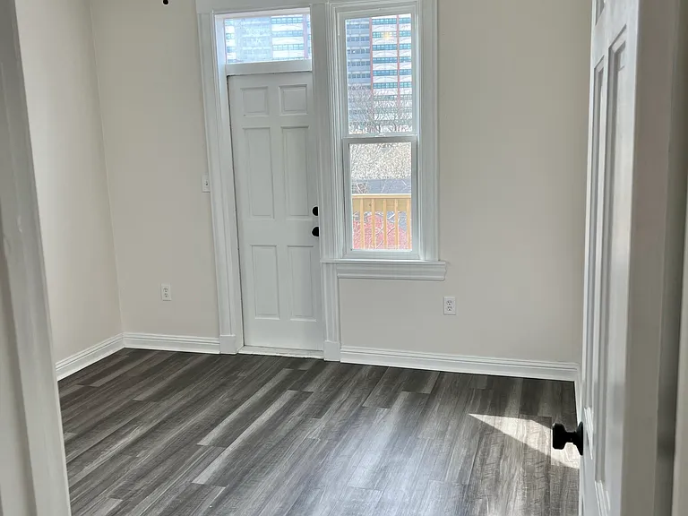 519 Avery St #2 — Photo 7