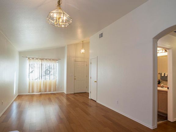 2nd image of 3352 W Via Campana De Oro