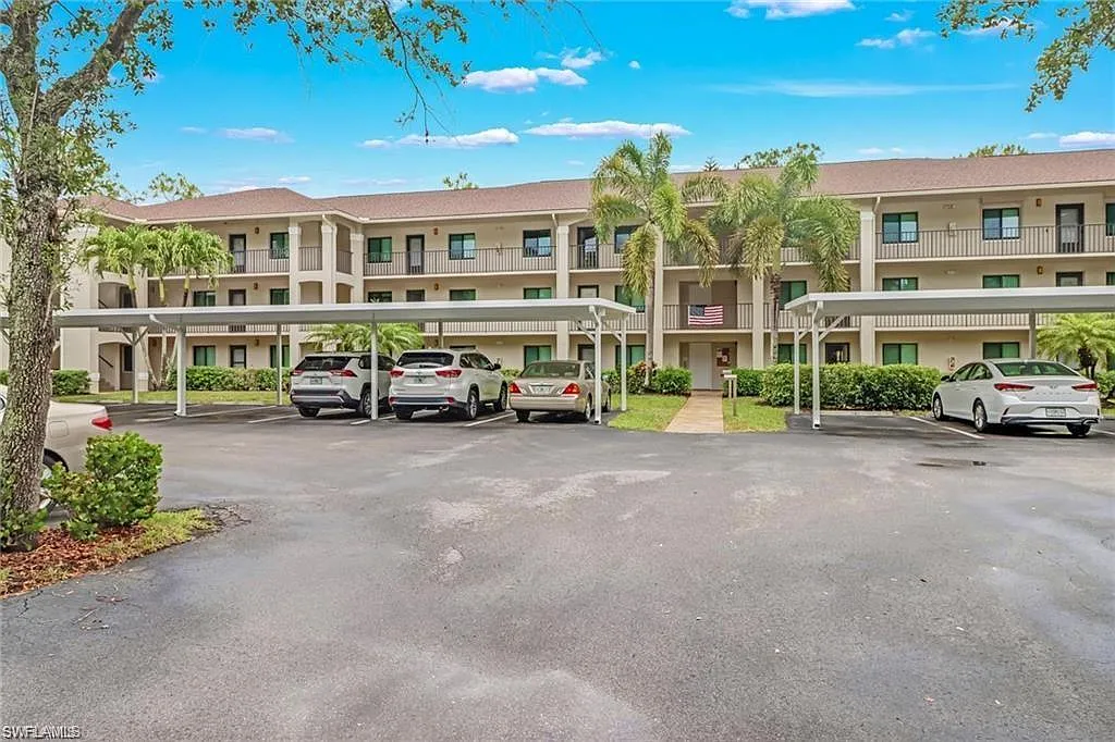 2 bed, 2.0 bath, 1209 sqft, $3,900 — Photo 1