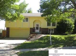 3323 S 157th St, Omaha, NE 68130