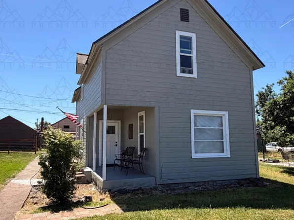 322 NW 2nd St, Goldendale, WA 98620