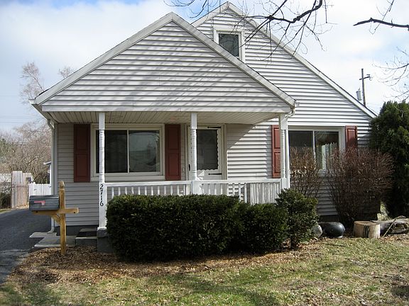 3rd image of 2716 Colonial Ave