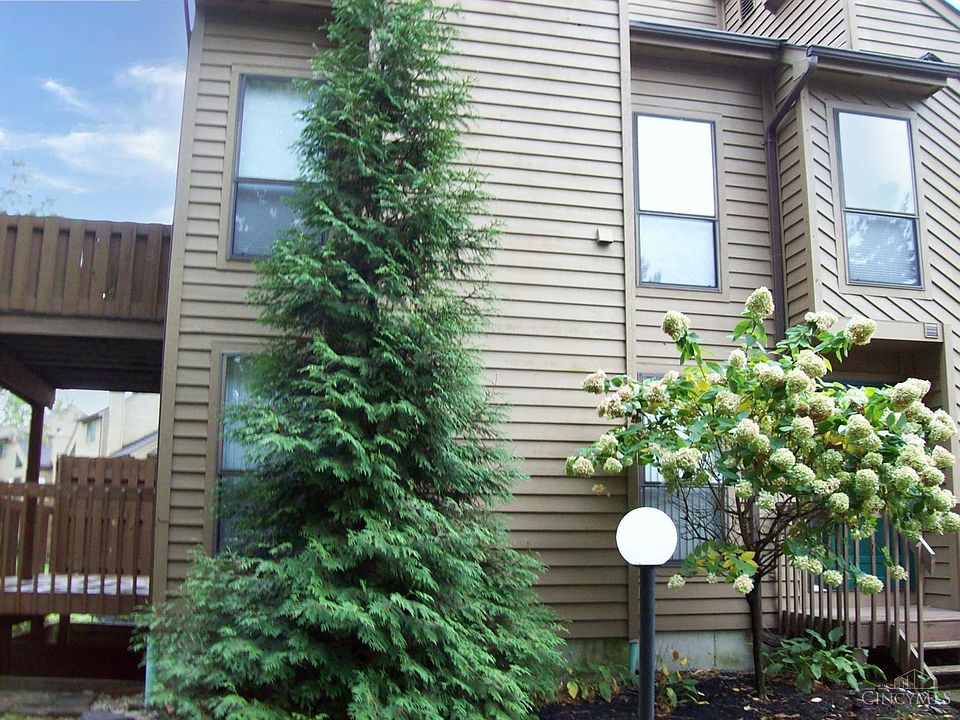 1st image of 9372 Hunters Creek Dr
