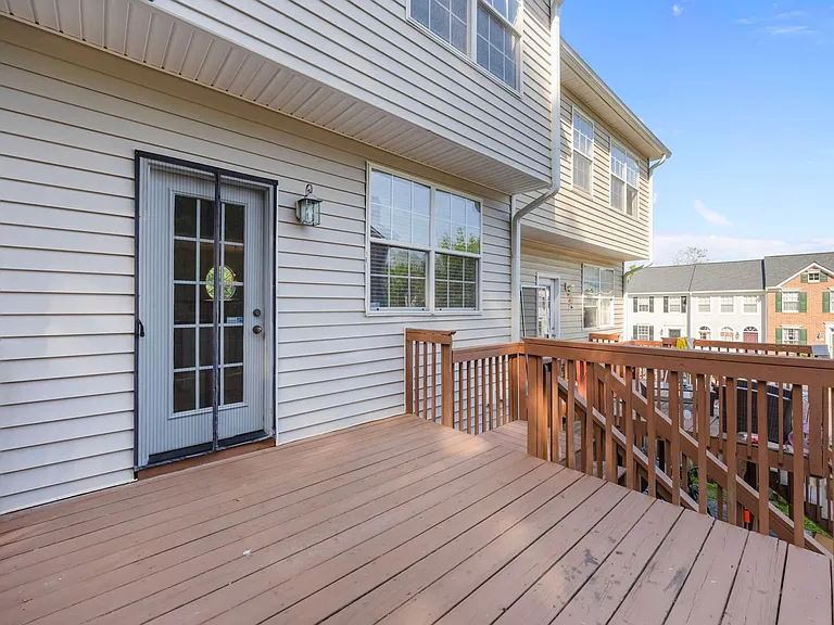 4718 Longhill Ln — Photo 34
