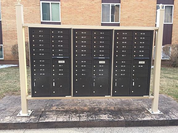 Mail box