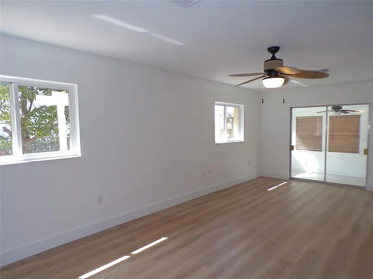 179 Maria Ct — Photo 18