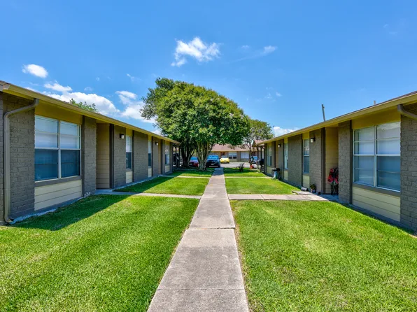 Carroll Lane Apartments, 5623 Carroll Ln #9e20c32ba, Corpus Christi, TX 78415