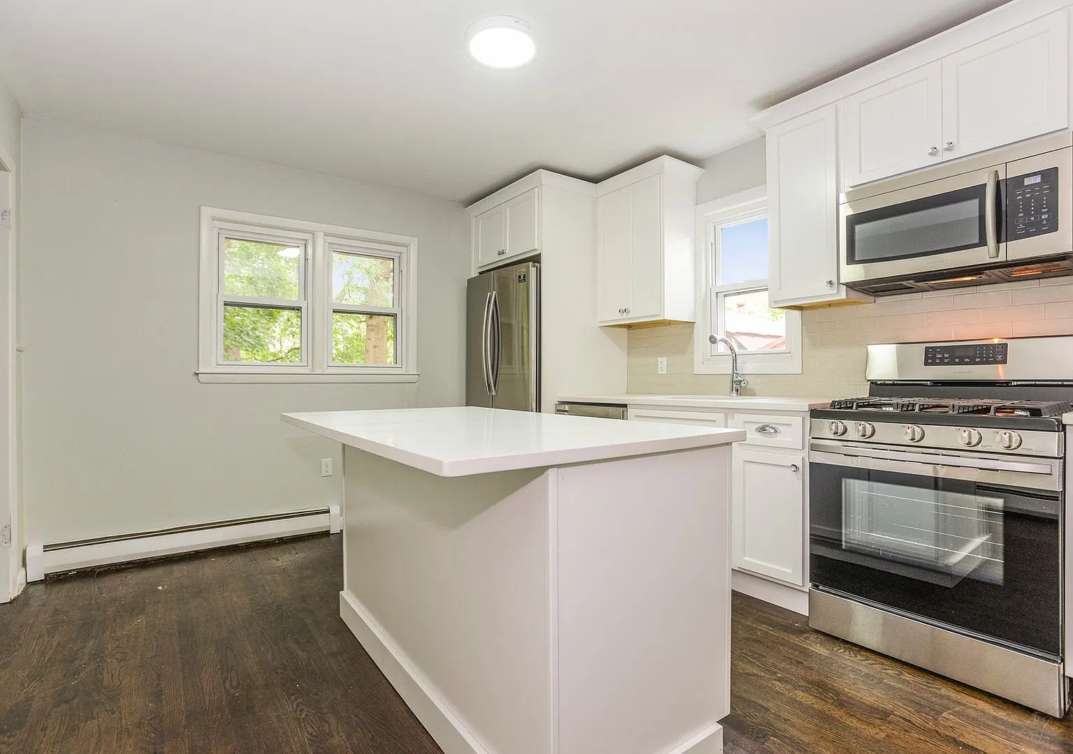 140 Nash Street — Photo 1