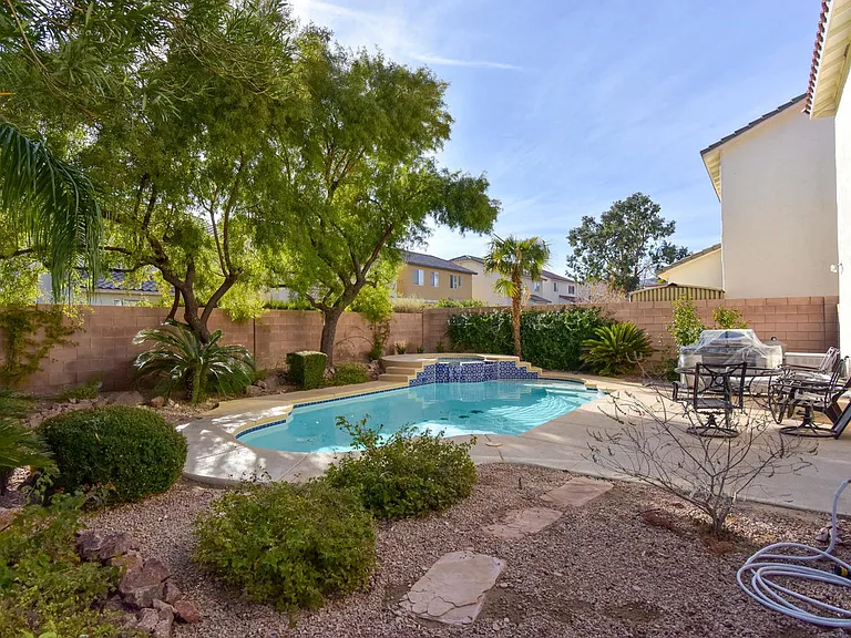 9535 Scottville Ct — Photo 26