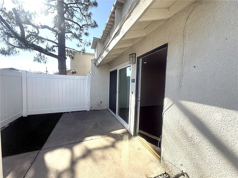 25205 Cypress St #7 — Photo 19