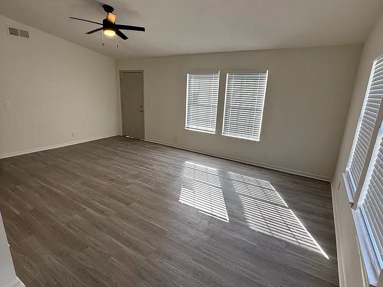 1130 Crystal Brook Dr #A — Photo 10