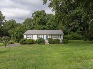 2379 Huntington Tpke, Trumbull, CT 06611