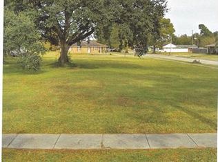 417 Perrin Dr, Arabi, LA 70032