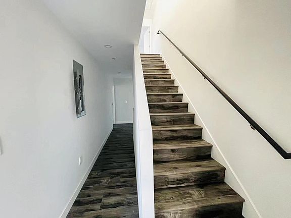 4th image of 1640 N Soto St #1