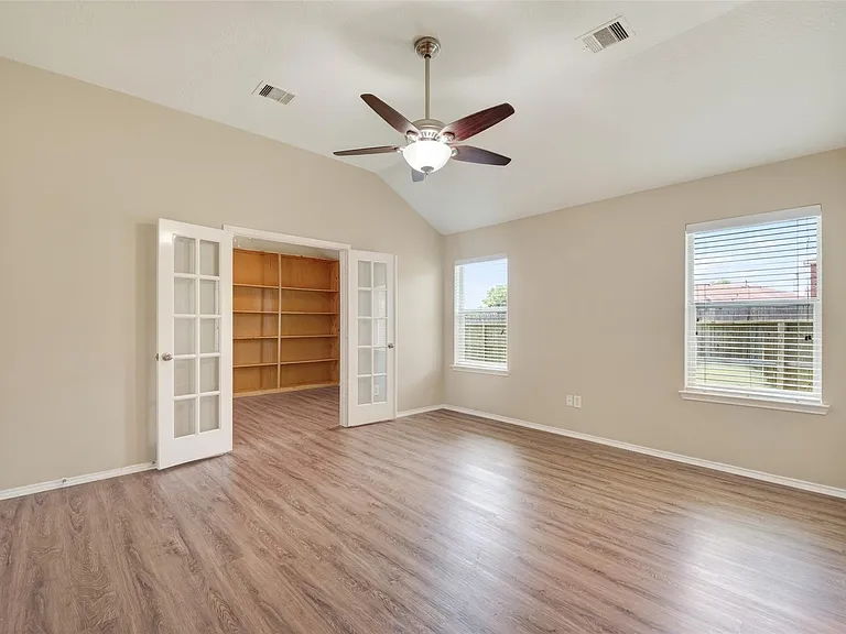 2507 Cypress Springs Ct — Photo 13