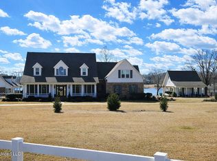 1568 Maura Ln SE, Brookhaven, MS 39601