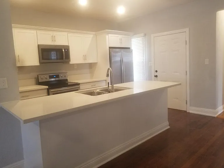 546 Broad St #2 — Photo 7