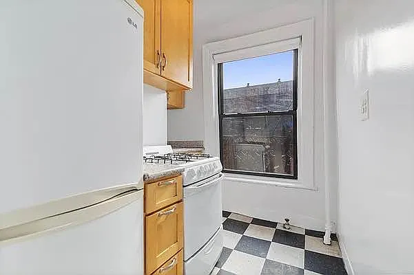 Rented by Heller Organization | media 14