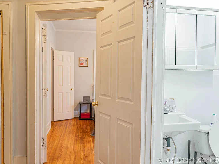 1247 N Boston Ave — Photo 17