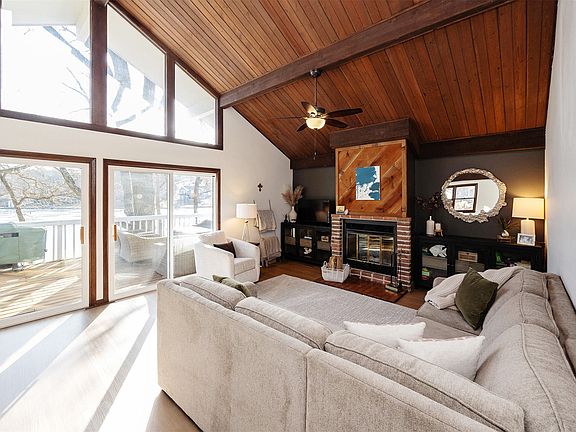 5th image of 4187 Panorama Dr