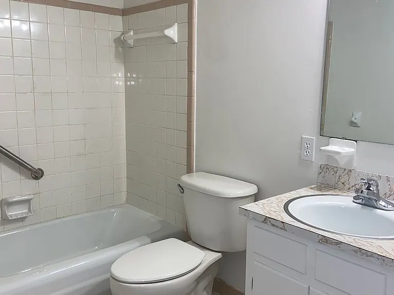 Cosby Apartments — Photo 6