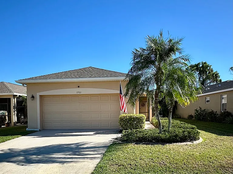 11901 Tempest Harbor Loop — Photo 3