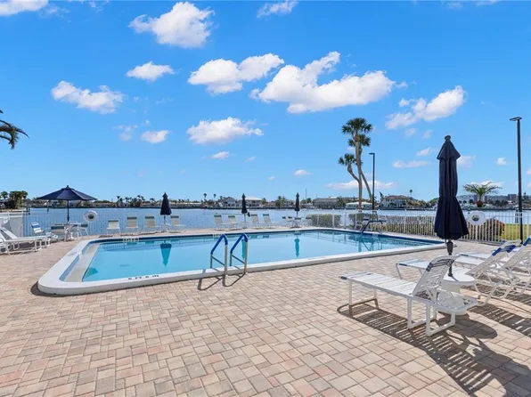 420 64th Ave APT 402, Saint Pete Beach, FL 33706