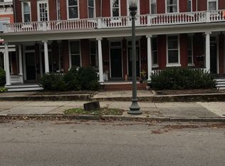 2712 E Broad St, Richmond, VA 23223