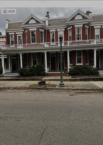 2712 E Broad St Photo 1