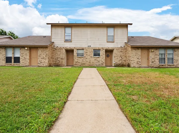 425 SW Thomas St, Burleson, TX 76028