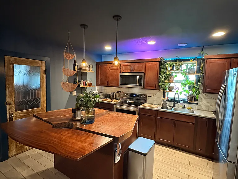 614 W Main St — Photo 10