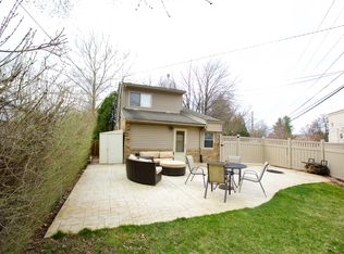 22954 Nowlin St, Dearborn, MI 48124