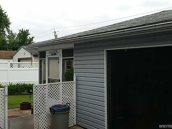 2nd image of 134 Knox Ave