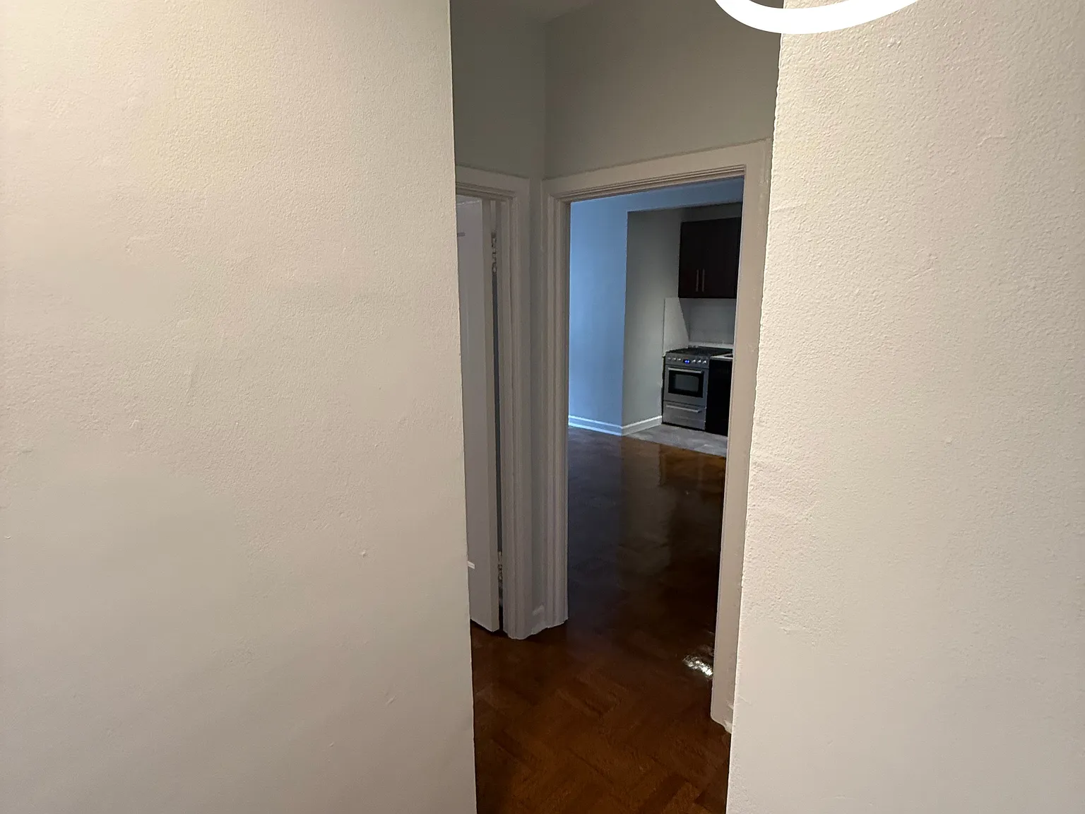 1 bed, 1.0 bath, 650 sqft, $1,900 — Photo 4