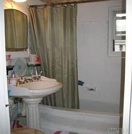 4th image of 6828 Springfield Blvd
