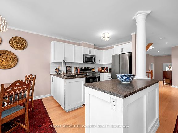 3rd image of 446 Goldenbrook Way