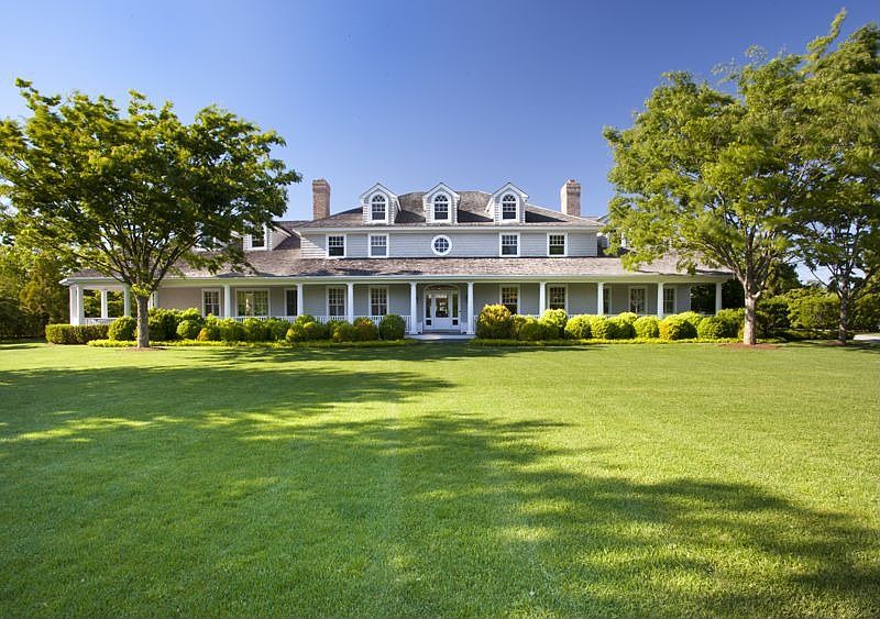 1st image of 9 Halsey Farm Dr