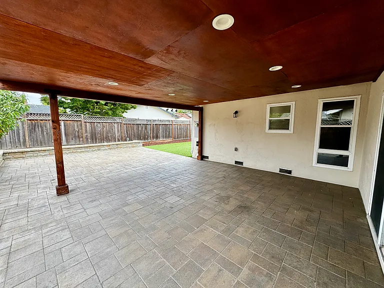 1405 Antonio Ln — Photo 19