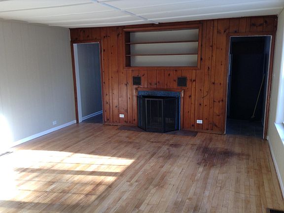 3rd image of 24073 N Lakeside Dr
