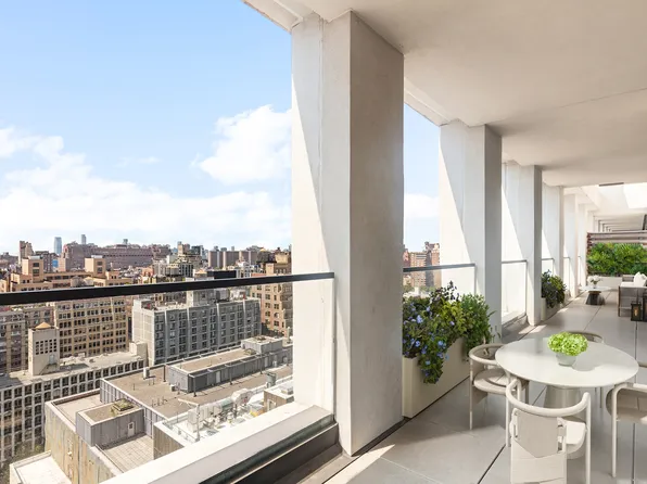 215 West 28th Street image 11 of 32