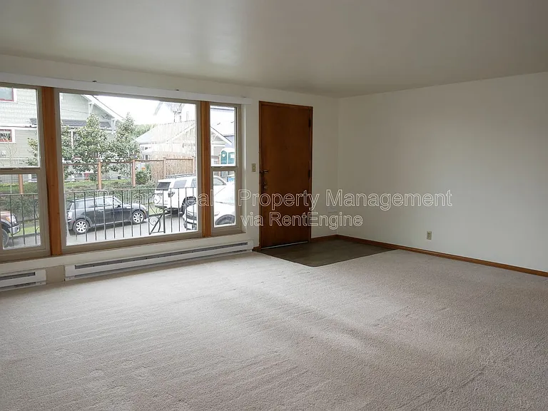 6402 11th Ave NW — Photo 6