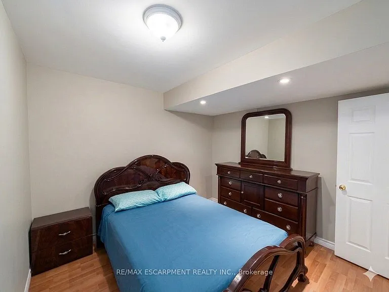2 Pineridge Dr — Photo 10