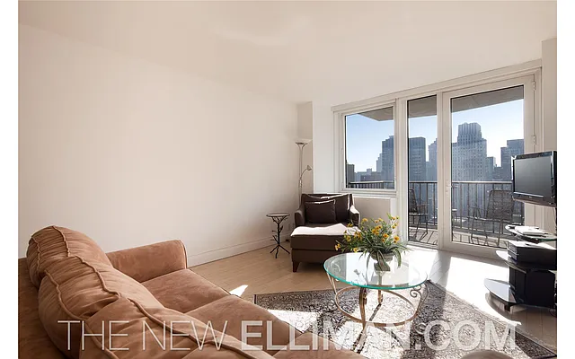 Rented by Douglas Elliman | media 20