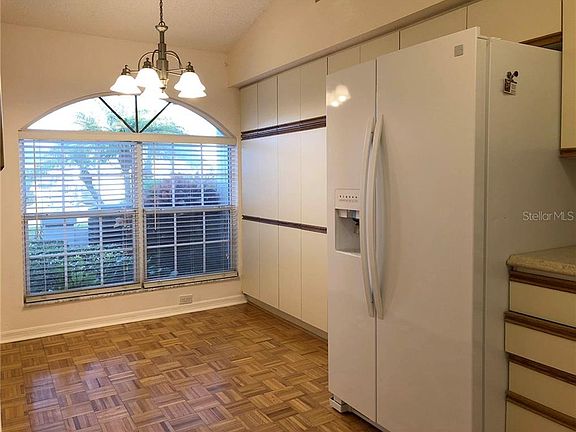 2nd image of 2525 Pine Cove Ln