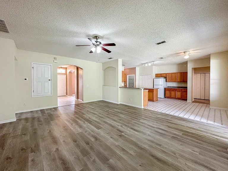 2776 Cabernet Cir — Photo 2
