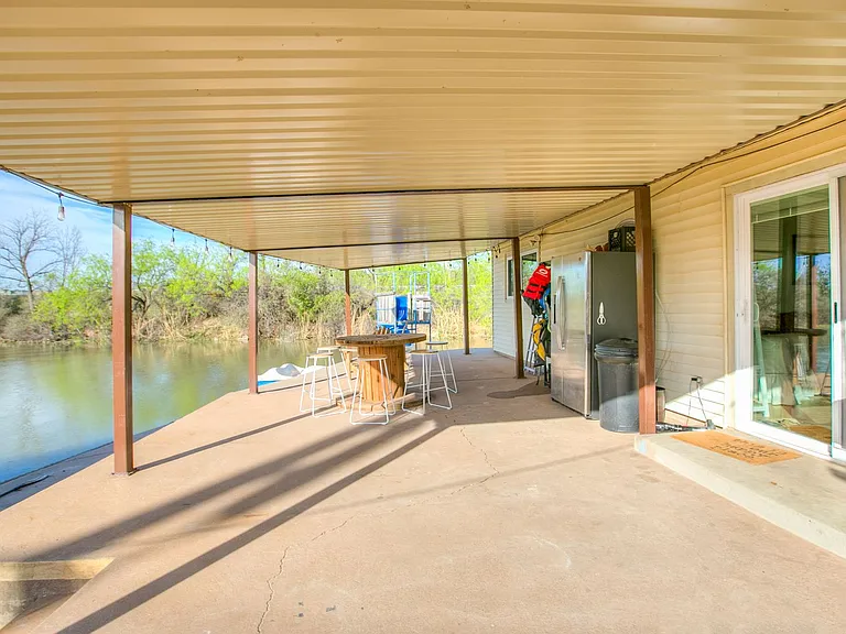 1510 Loop Dr — Photo 18
