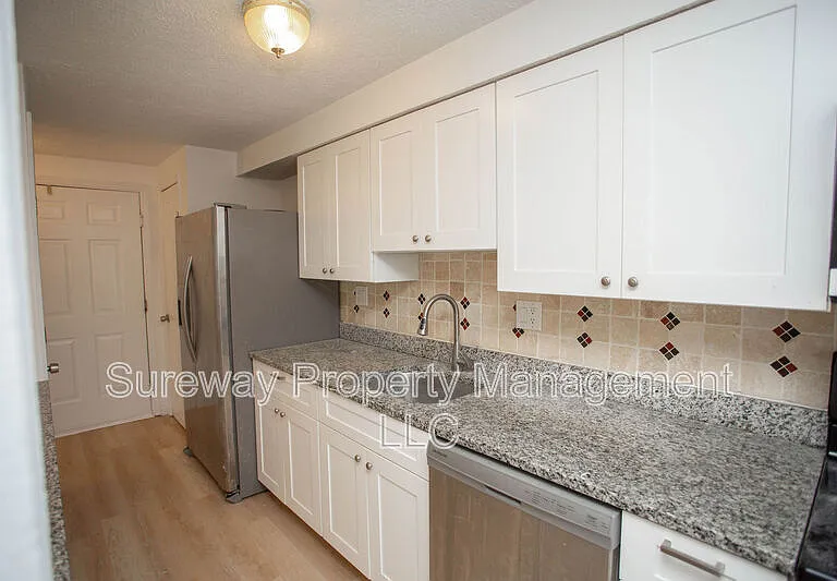 142 Kenwood Dr — Photo 11