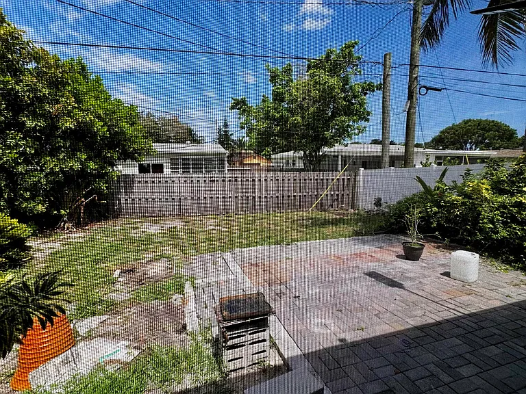 2824 N Dixie Hwy #2824 — Photo 11