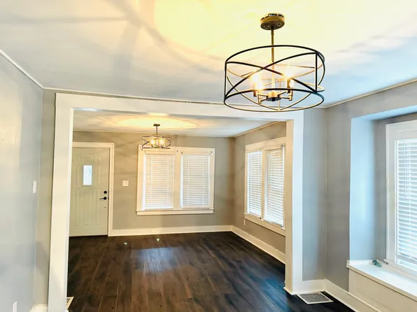 3821 E 58th Ter, Kansas City, MO 64130