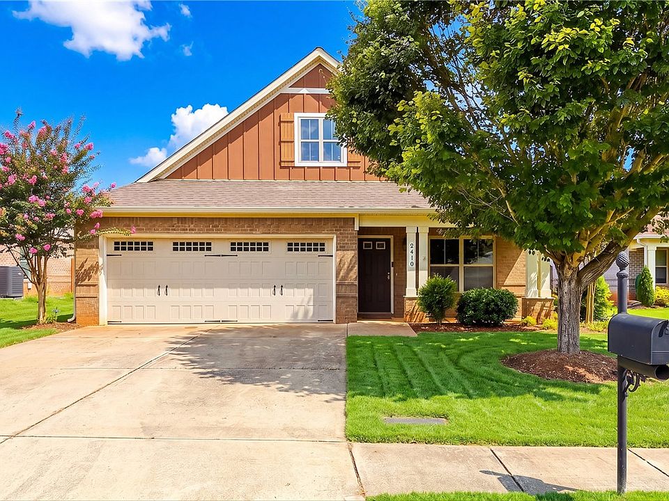 1st image of 2418 Deer Run Ct